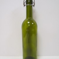 Бутылка с бугельной крышкой 0,75 литра (темно-зеленое стекло)